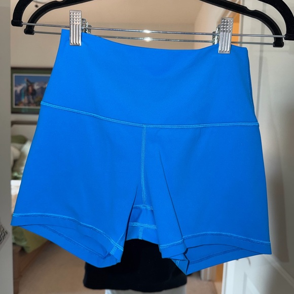 Lululemon Align™ High-Rise Shorts 4” – Beaming Blue – Size 6 - Picture 2 of 4